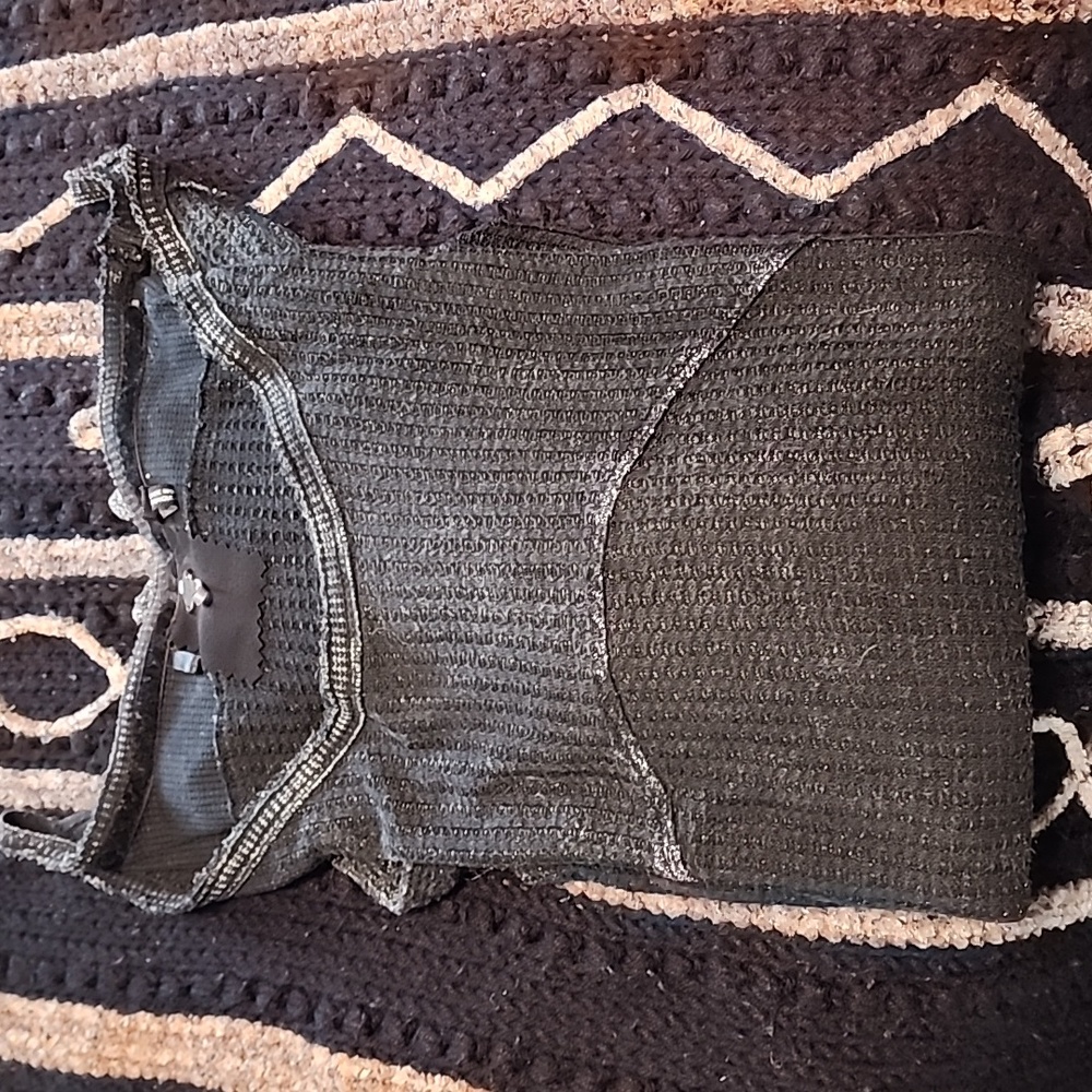 Buffalo open shoulder top - Picture 8 of 9